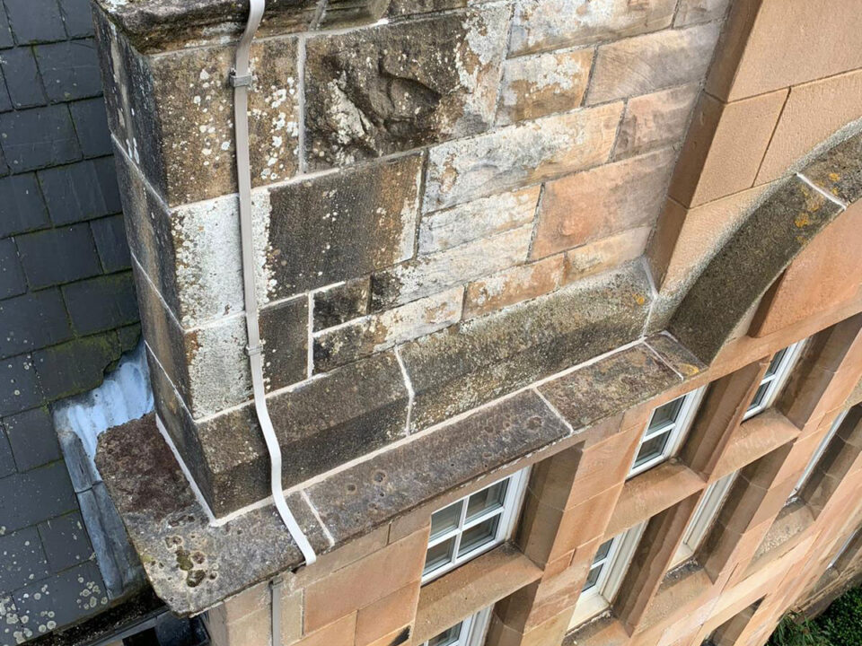 Traditional lime pointing works